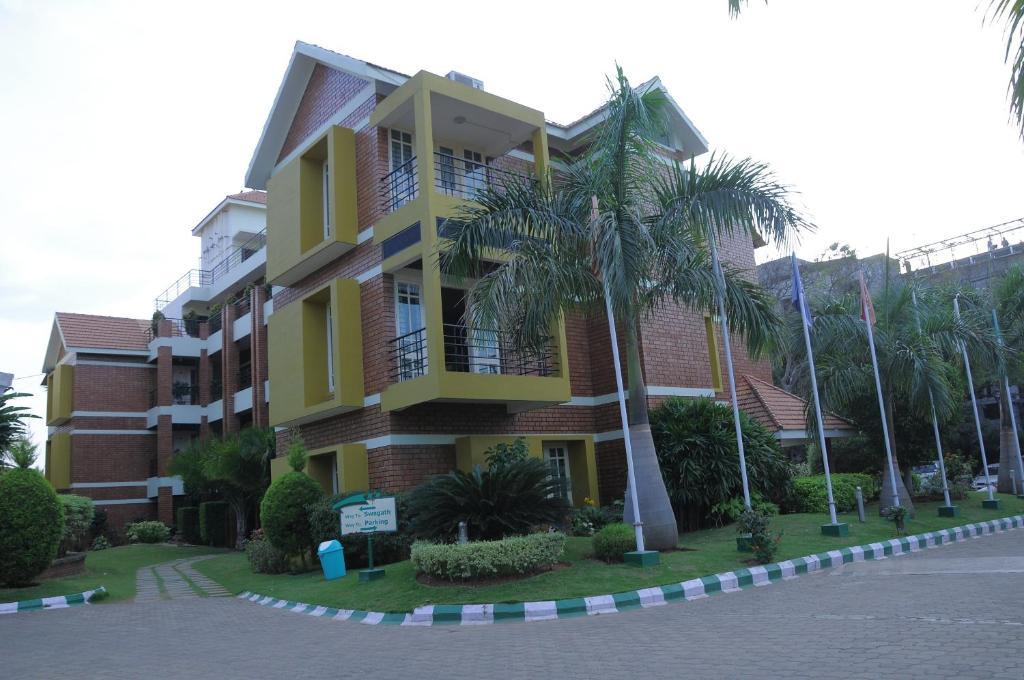 Hotel Le Ruchi The Prince Mysore Habitación foto